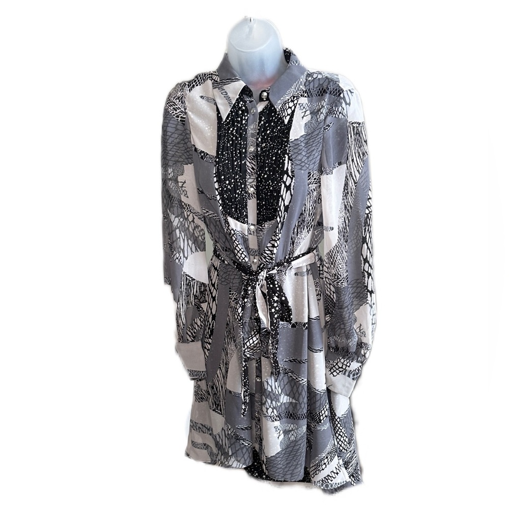 Kirna Zabete Black and Gray Star Print Blouse Size Small